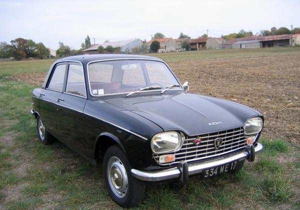 mathieu et sa Peugeot 204 de 1966